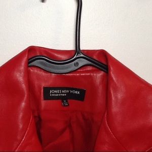 Jones New York women's 2 button leather jacket